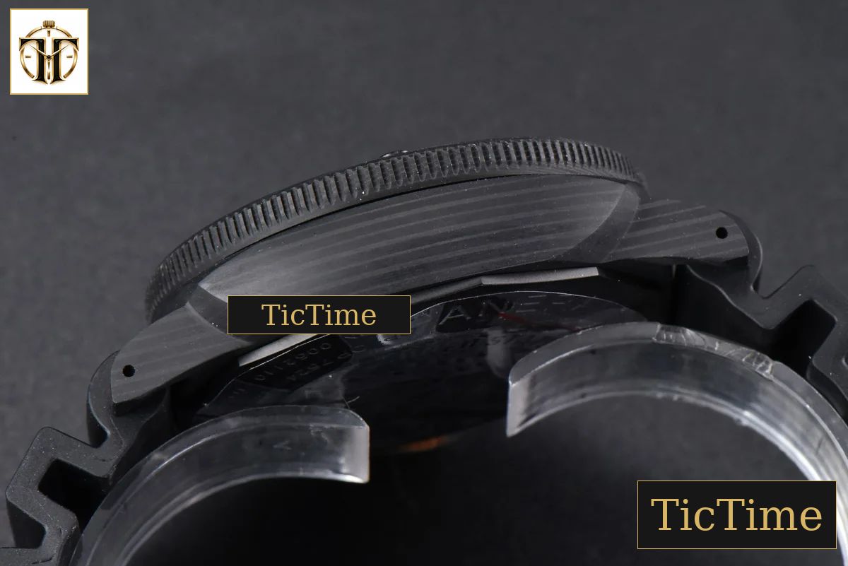 Submersible GMT Carbotech PAM 1324 44mm VSF Black Dial Rubber Strap P900 — foto 17