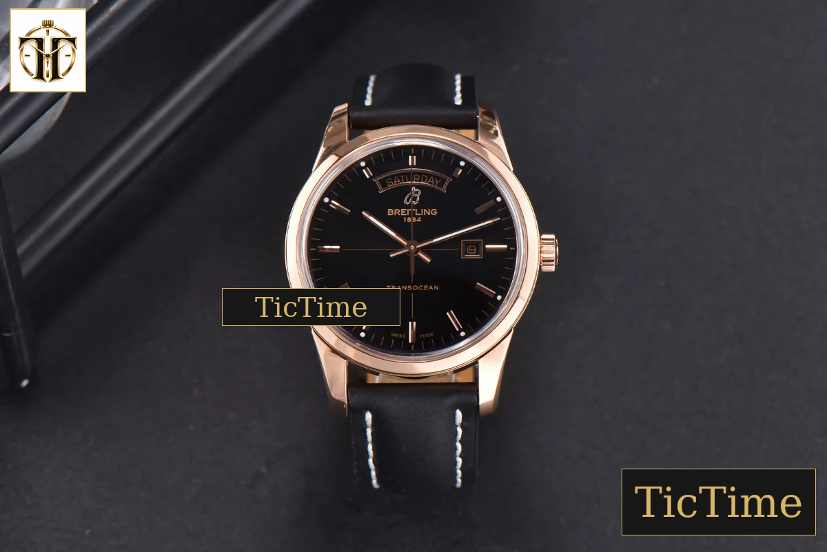 Transocean Day & Date 43mm V7F RG Black Dial Black Leather Strap CA145 — foto 2