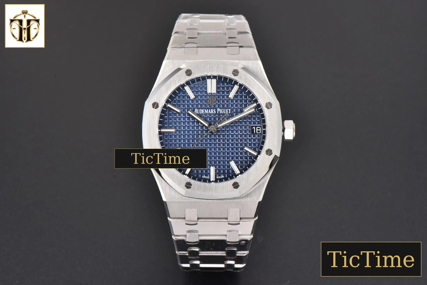 Vista frontal — Royal Oak 15500 41mm APSF Blue Textured Dial SS Bracelet V2 A4302