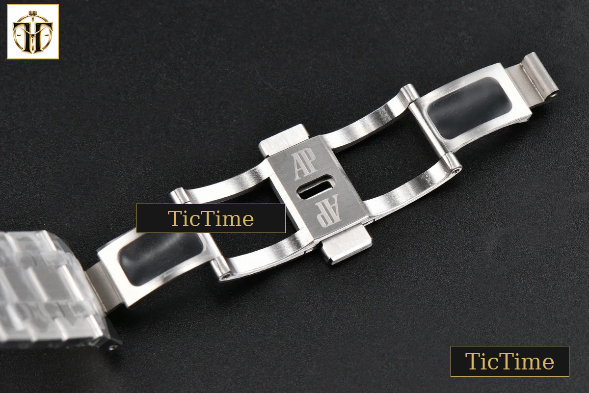 Royal Oak ’50th Anniversary’ 15510 41mm ZF Ice Blue Dial Diamond Marker SS Bracelet SA4302 — foto 31