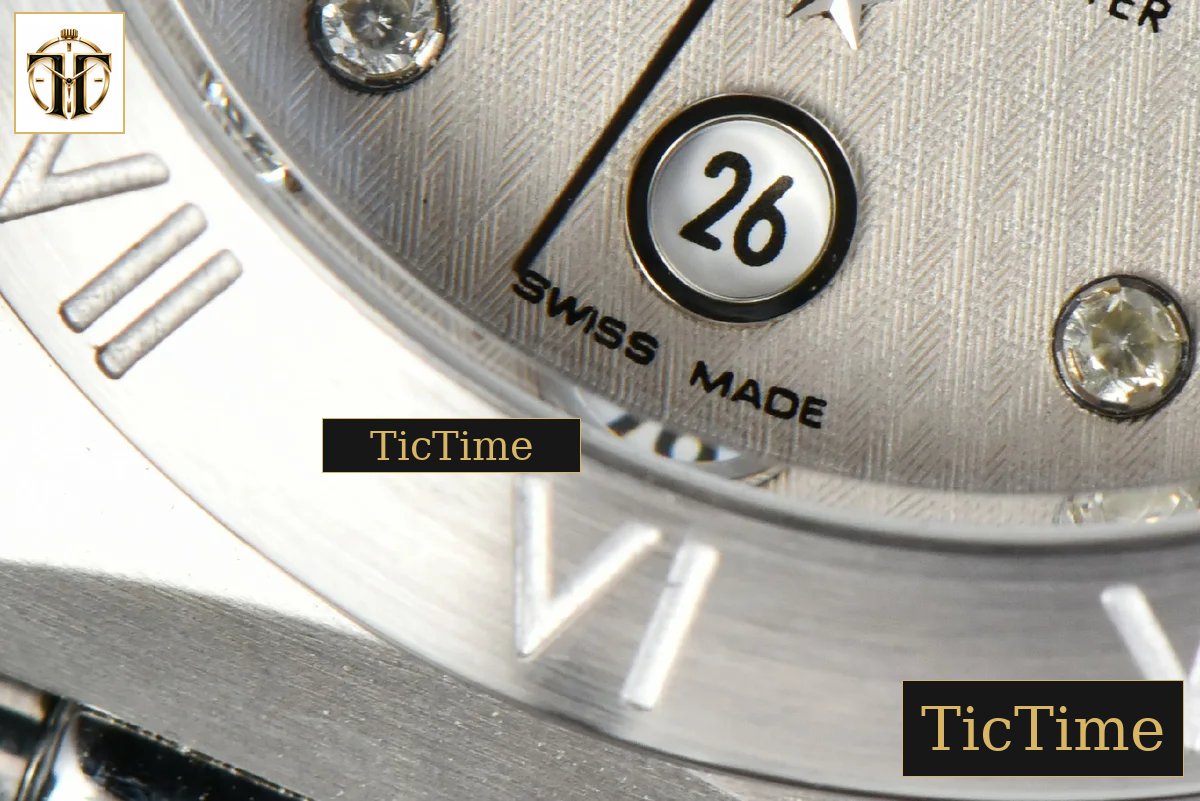 Constellation 29mm TWSF White Textured Dial SS Bracelet A8700 — foto 6