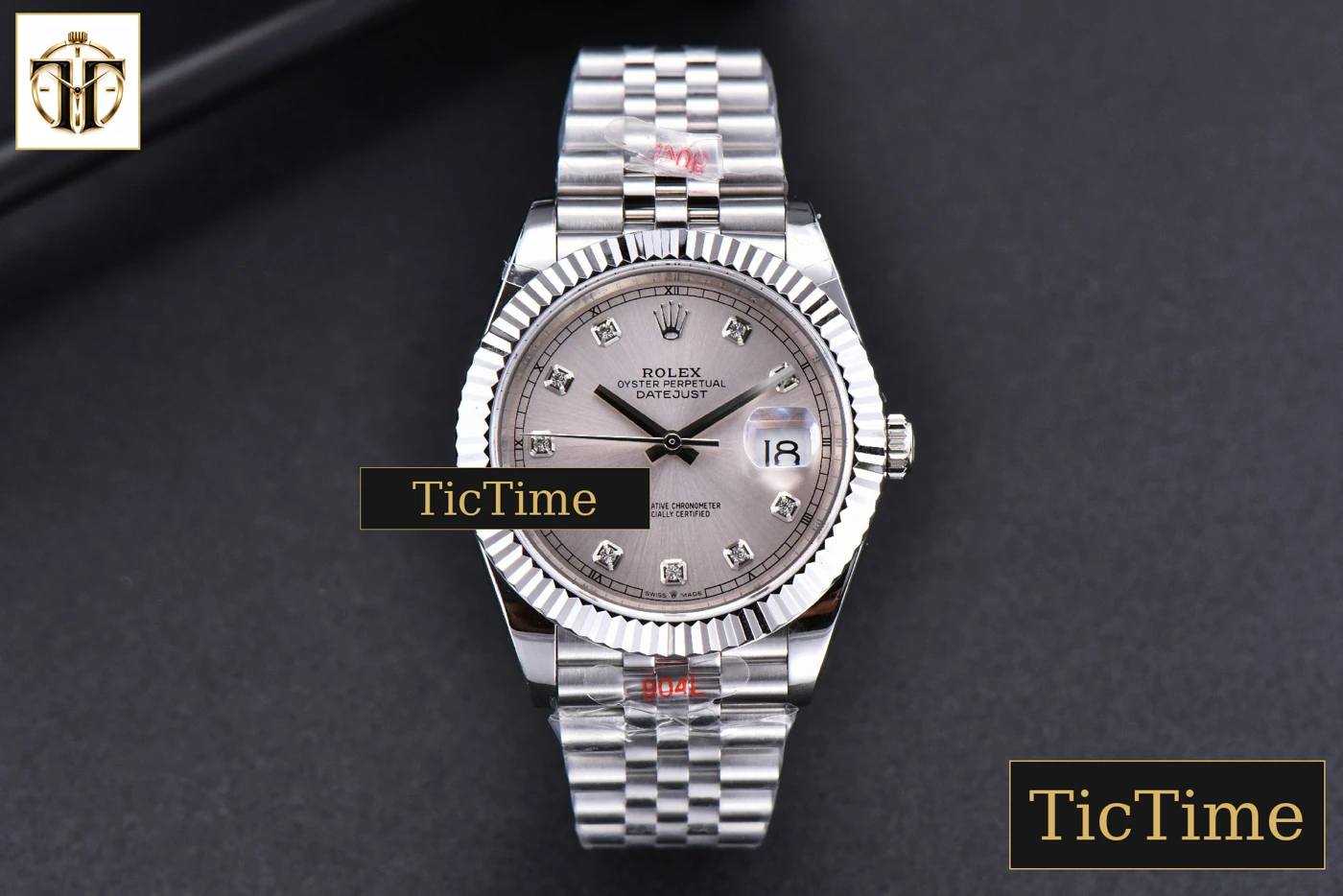 Vista frontal — Datejust 41mm GMF SS Silver Dial Diamond Marker Fluted Bezel Jubille Bracelet VR3235