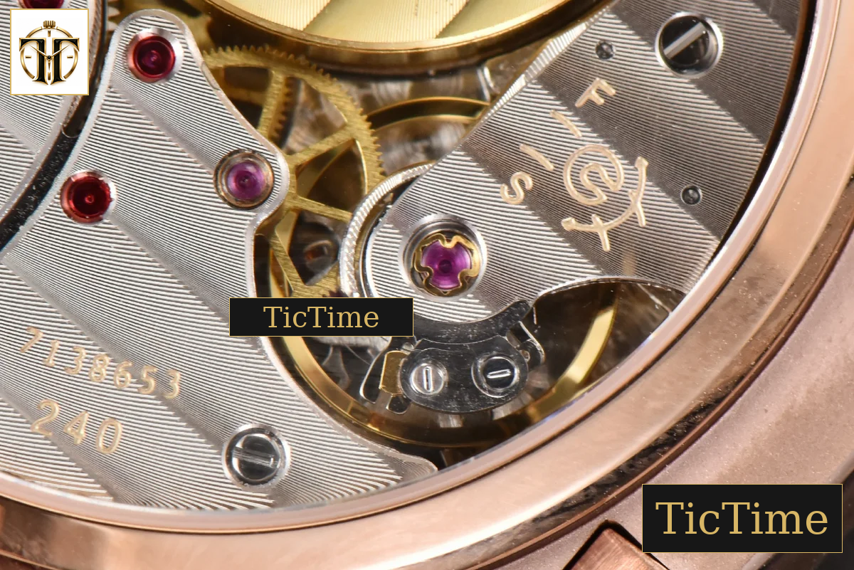 Nautilus 5712 40mm ZF RG Brown Dial Brown Leather Strap V4 A240 — foto 24