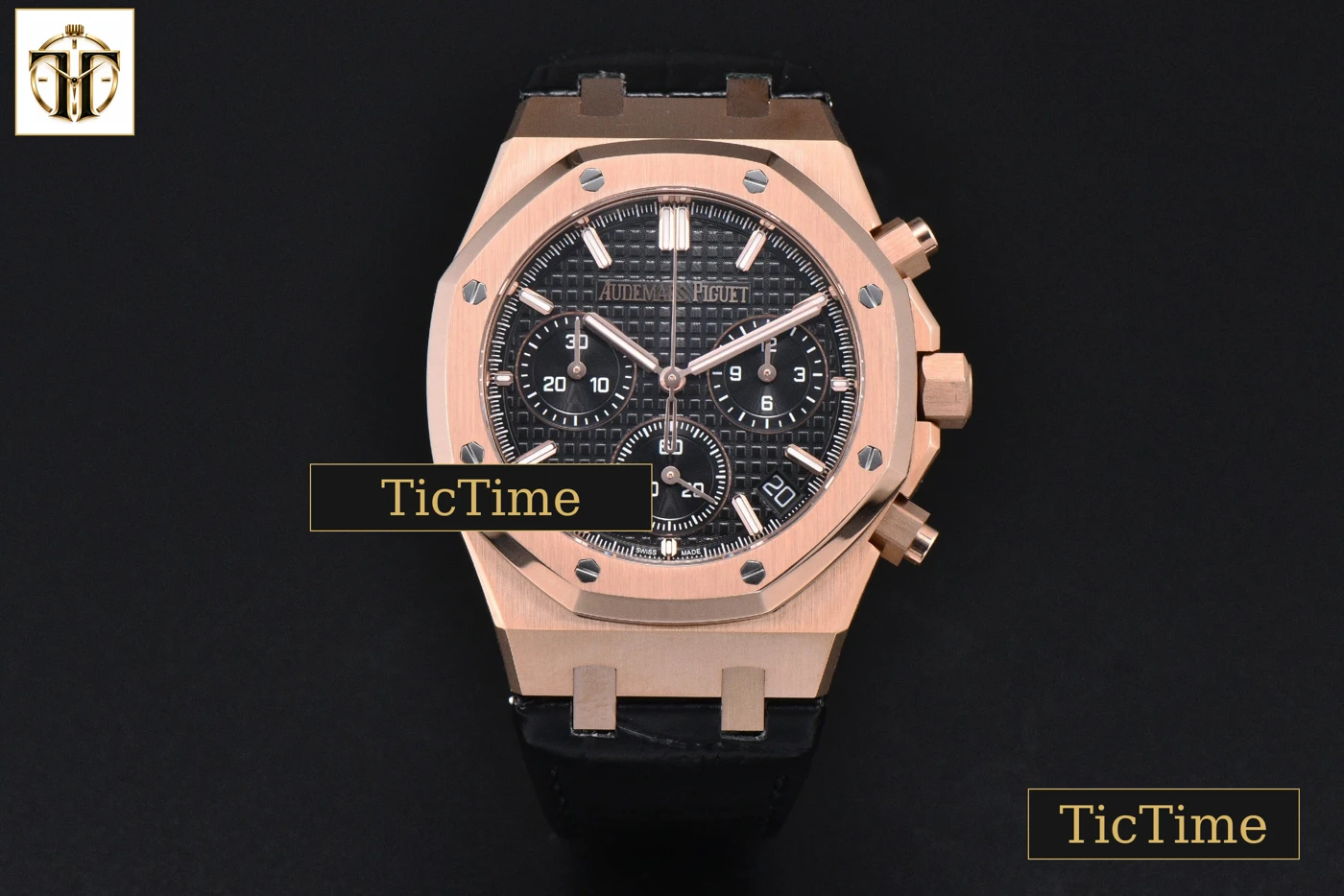 Vista frontal — Royal Oak Chronograph 26240 41mm APSF RG Black Checkered Dial Black Subdial Black Leather Strap V2 SH4401
