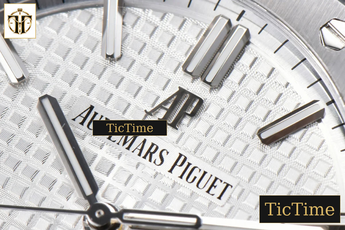 Royal Oak 15500 41mm APSF White Textured Dial SS Bracelet V2 A4302 — foto 6