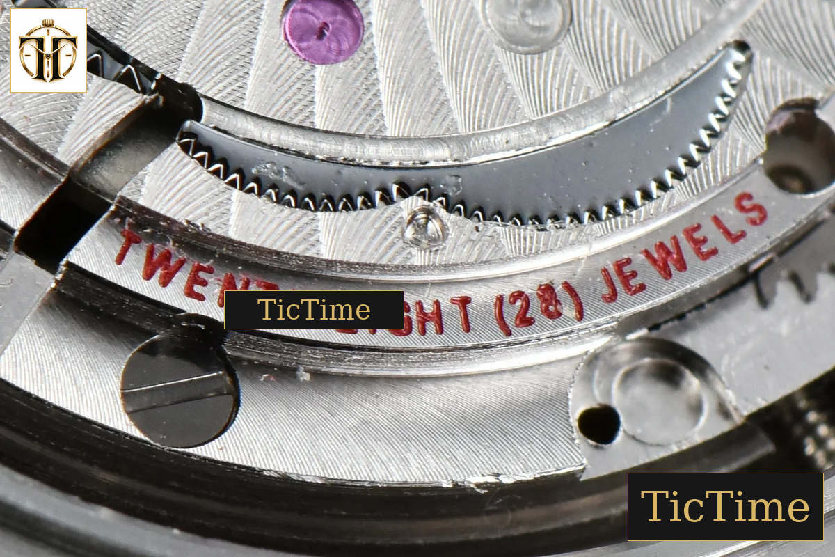 Constellation 29mm TWSF RG Diamond Blue Dial RG/SS Bracelet A8700 — foto 23