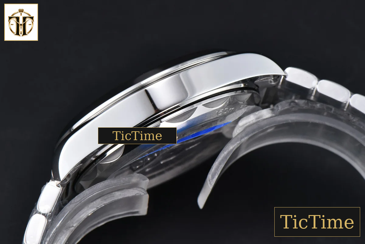 Aqua Terra 150M 41mm VSF SS Black Smooth Dial Silver Hand SS Bracelet A8900 — foto 14
