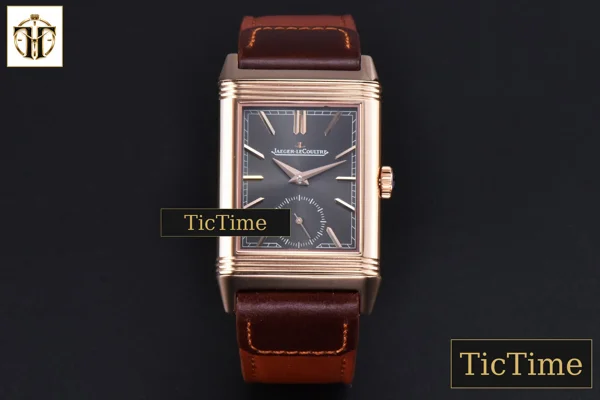 Foto frontal — Master Reverso Tribute Small Seconds 30x47mm MGF RG Gray Dial Brown Leather Strap A854A