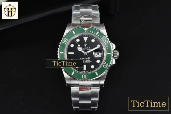 Foto frontal — Submariner LV 126610 41mm GMF Green Ceramic Black Dial SS Bracelet VR3235