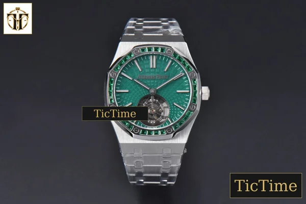 Foto frontal — Royal Oak Tourbillon 41mm R8F Diamond Bezel Green Dial SS Bracelet Flying Tourb V2