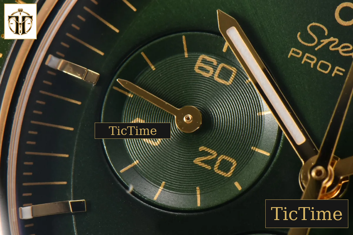 Speedmaster Moonwatch 42.5mm V6SF YG/Green Dial Green Rubber Strap Manual Chrono — foto 6