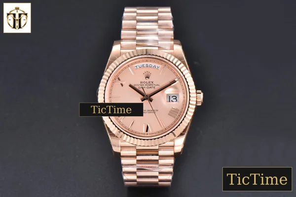 Foto frontal — DayDate 40mm GMF RG RG Dial Roma Marker President Bracelet A2836