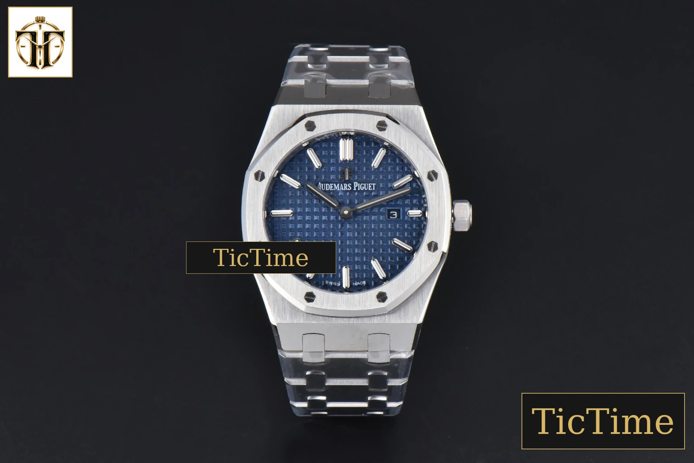 Vista frontal — Royal Oak Ladies 67650ST 33mm ZF SS Blue Dial SS Bracelet Quartz