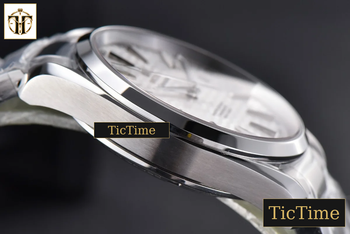 Aqua Terra 150M 41mm VSF White Wave Dial Silver Markers SS Bracelet A8500 — foto 12
