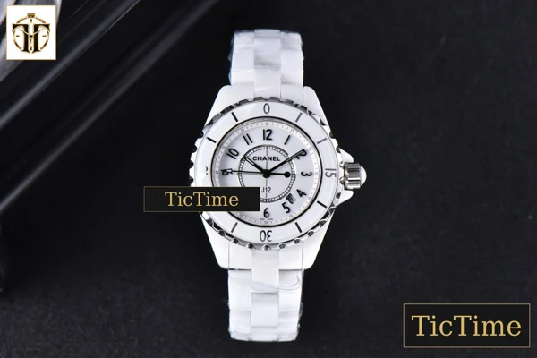 Foto frontal — J12 38mm XF White Ceramic White Dial Crystal Markers Bracelet