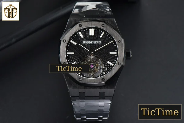 Foto frontal — Royal Oak 41mm R8F PVD Tourbillon Black Sunburst Tapisserie Dial PVD Bracelet V2