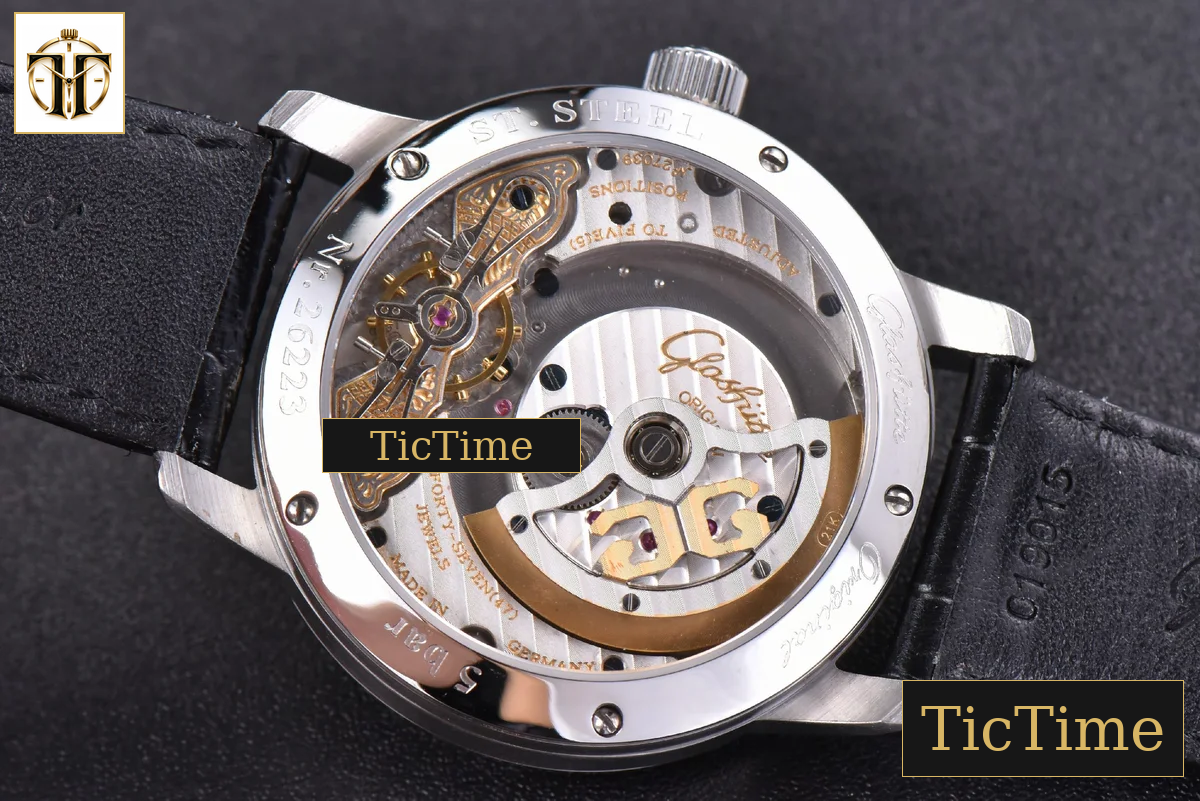 PanoMatic Lunar 40mm TZF White Dial Black Leather Strap A23J — foto 16