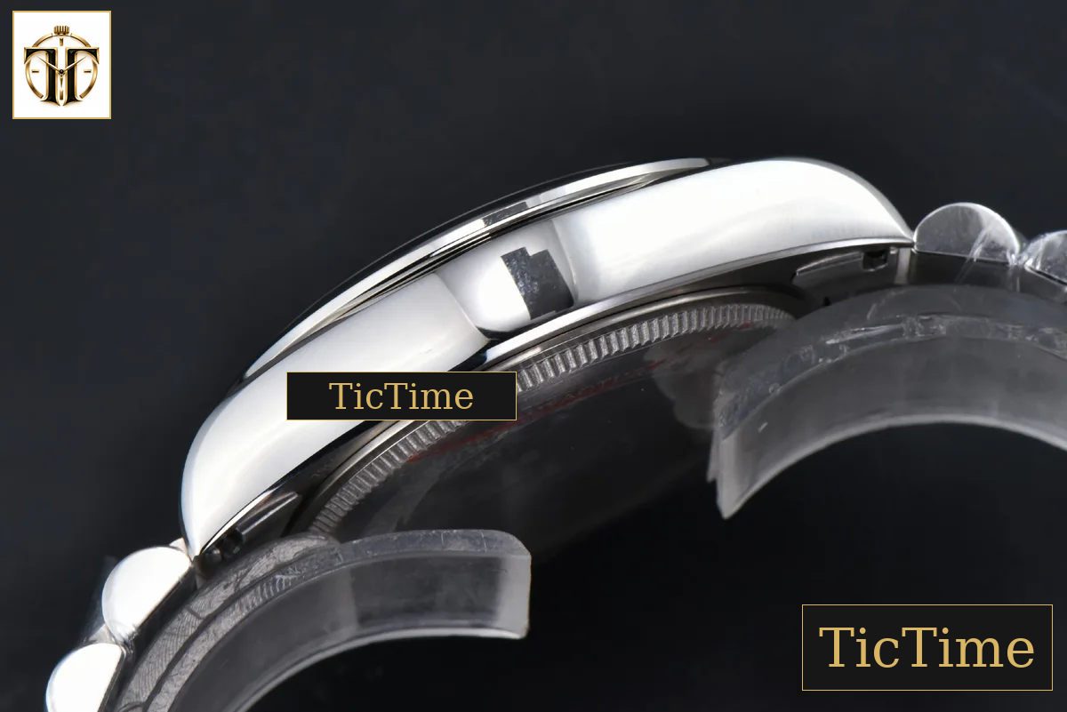 Heritage Black Bay Anthracite 39mm KRF Black Dial SS Bracelet A2824 — foto 14
