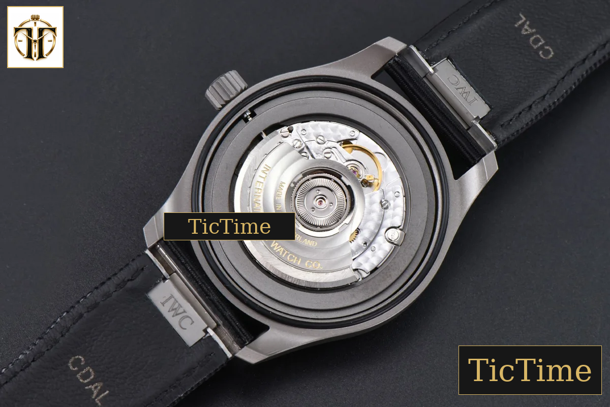 Mark XX Ti Case IWC328201 40mm V7F Black Dial Black Leather Strap A2892 — foto 17